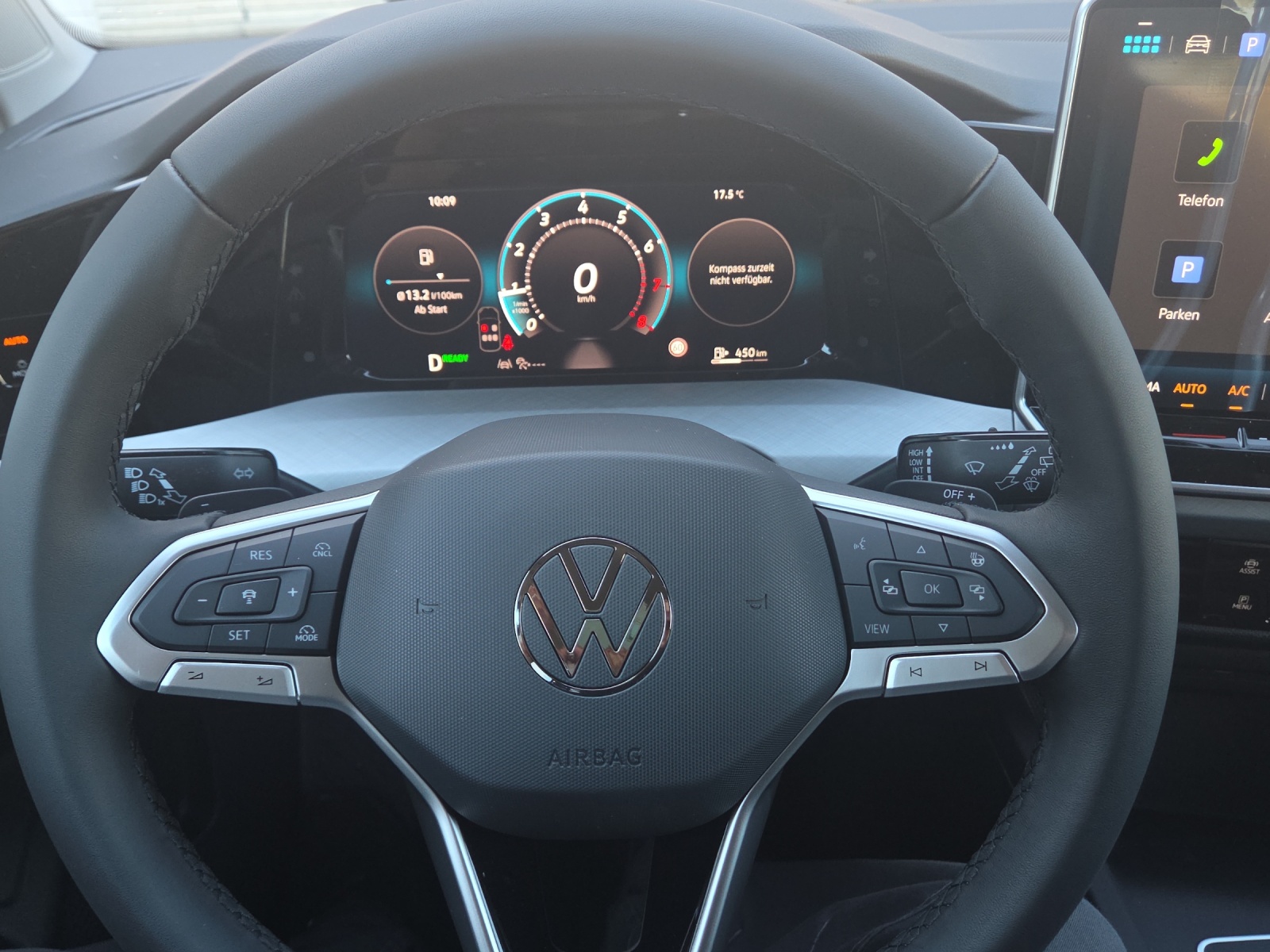 VW Golf 1.5 e TSI mHEV Value DSG-image-10