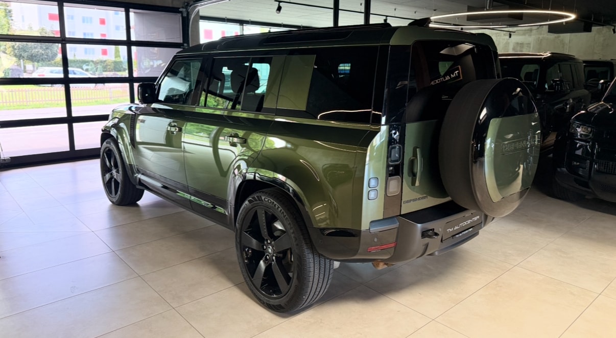 LAND ROVER Defender 110 3.0 D I6 350 X-Dynamic HSE AWD AT8-image-3