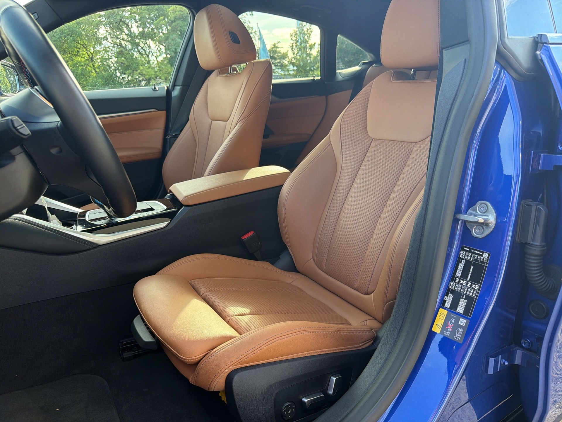BMW i4 M50-image-9