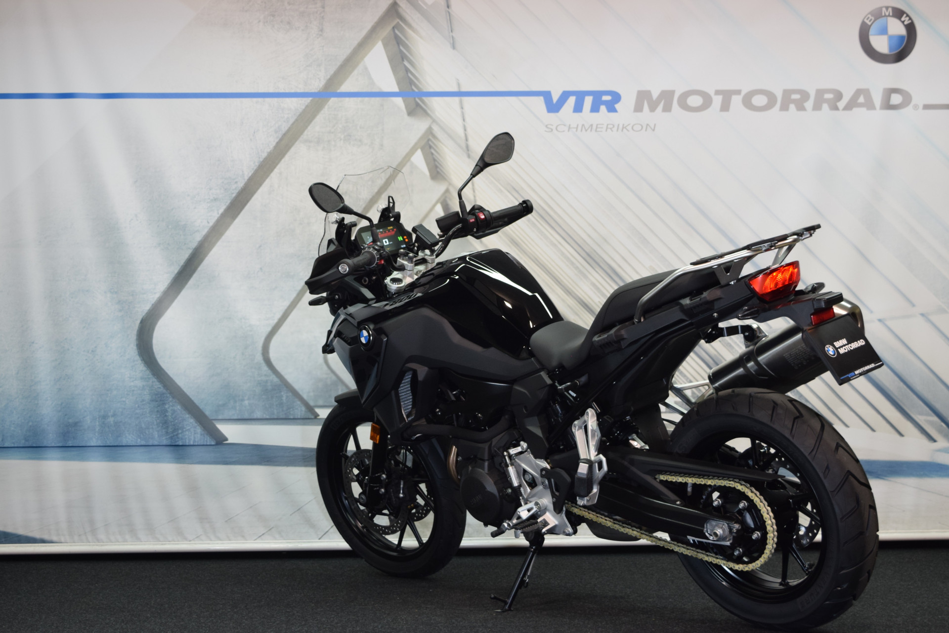 BMW F 800 GS Triple Black Tieferlegung - Sofort verfügbar!-showroom-element-3