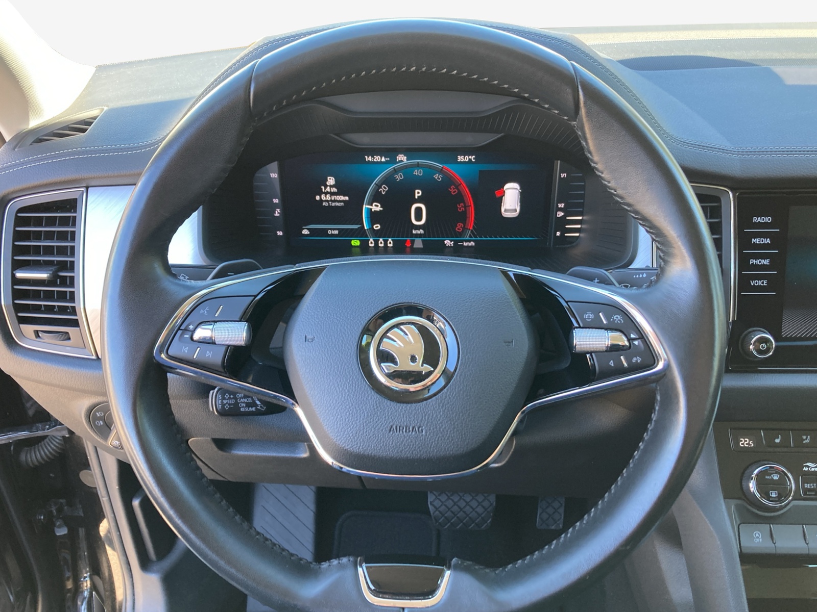 SKODA Kodiaq 2.0 TDI CR Ambition 4x4 DSG-image-8