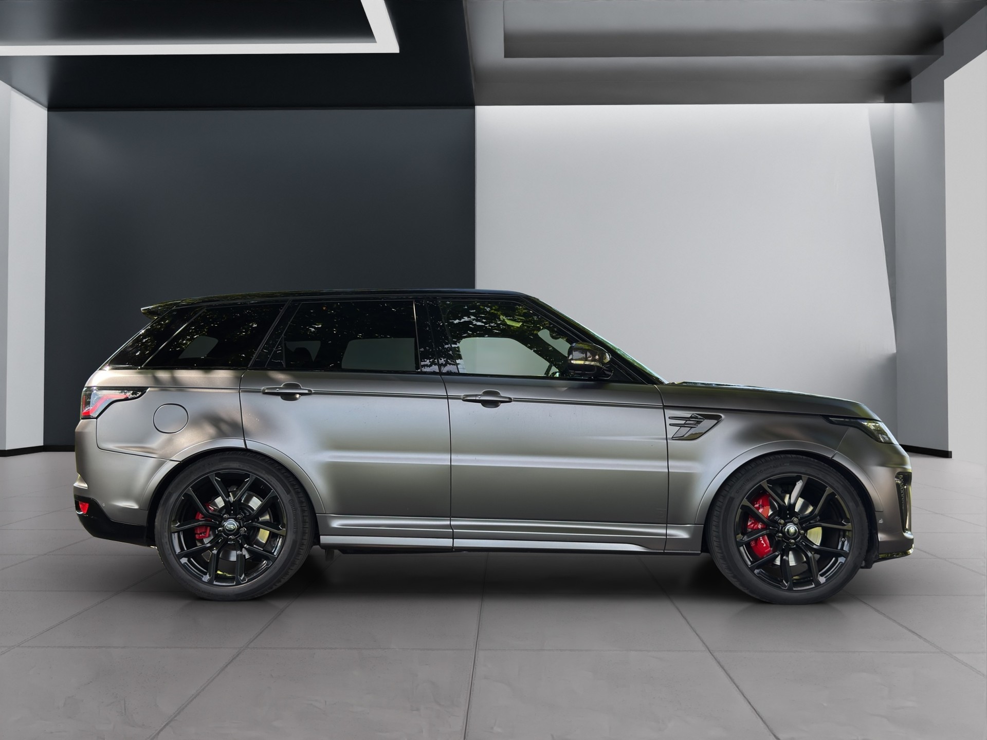 LAND ROVER Range Rover Sport 5.0 V8 S/C SVR Automatic-image-2