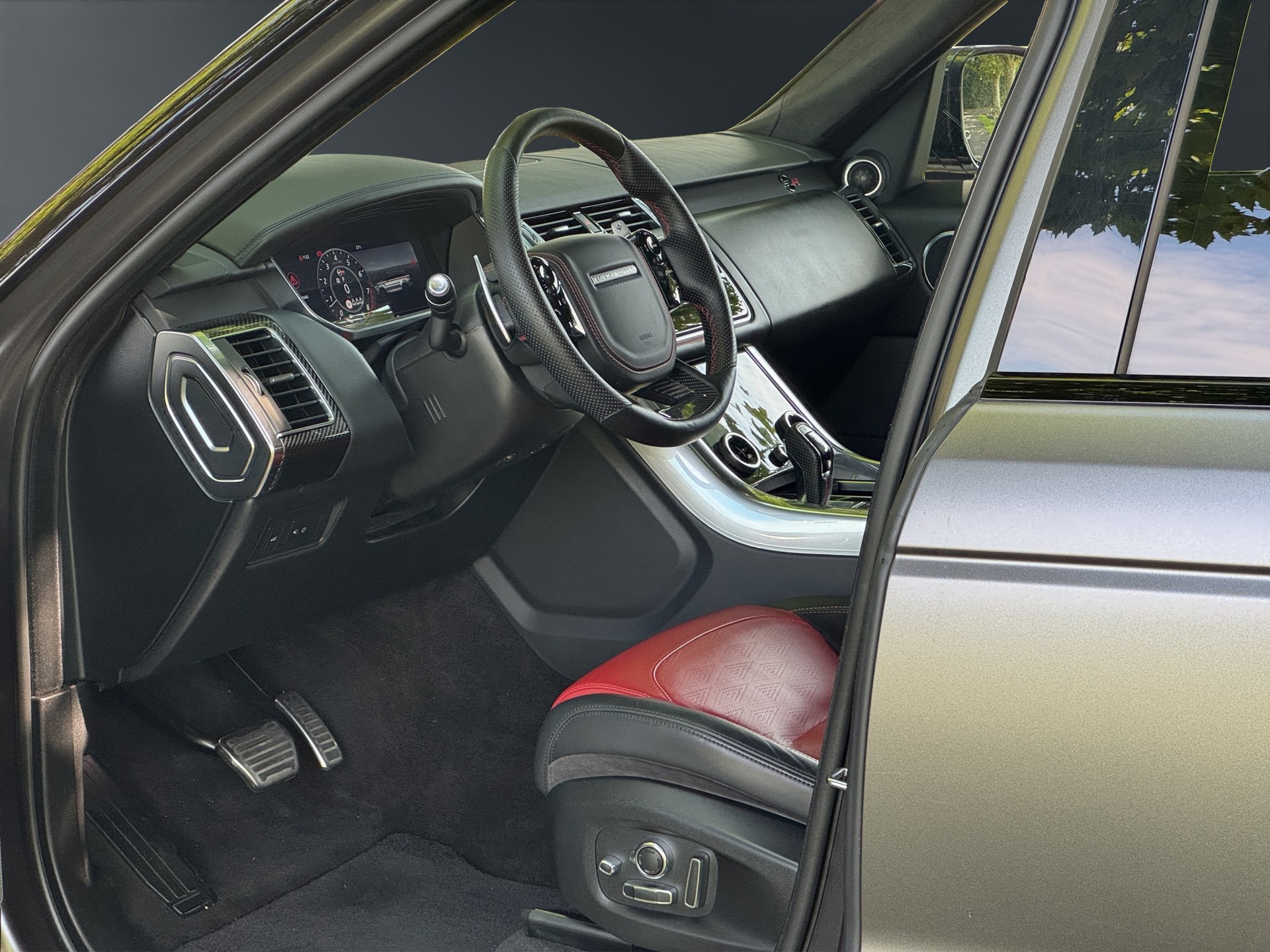 LAND ROVER Range Rover Sport 5.0 V8 S/C SVR Automatic-image-8