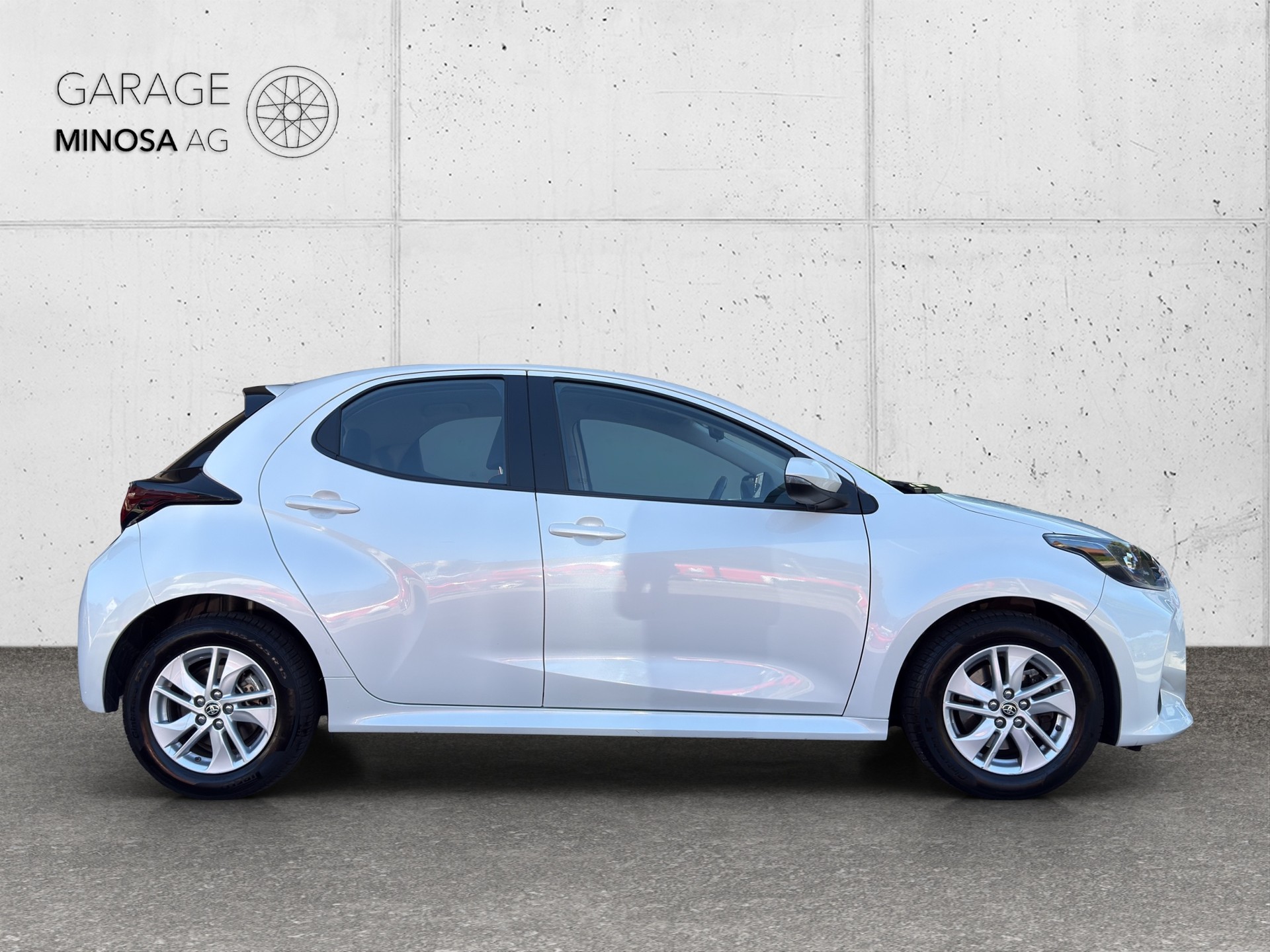 TOYOTA Yaris 1.5 Comfort e-CVT-image-7