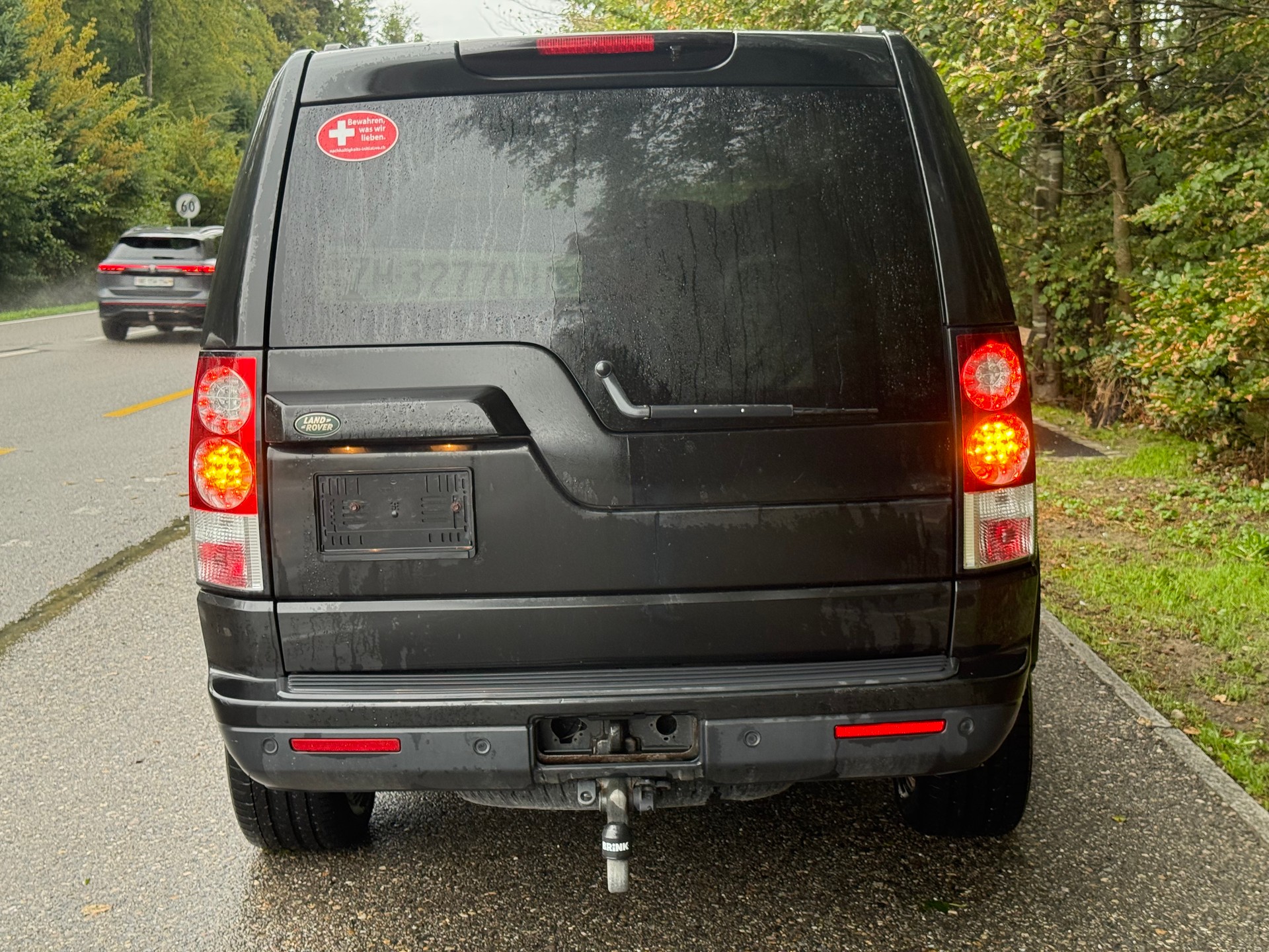 LAND ROVER Discovery 3.0 TDV6 S Automatic-image-5