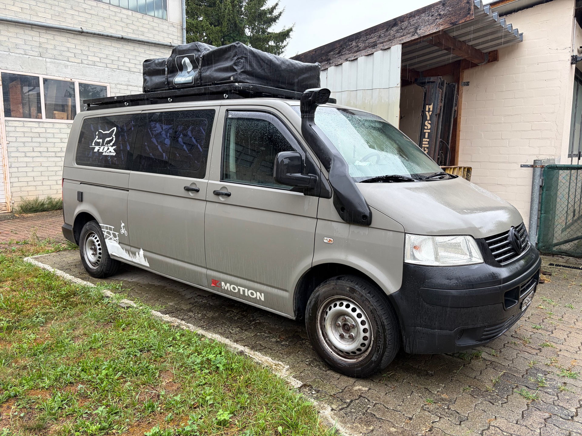VW 2.5 TDI 131 Trendline 4motion-image-0