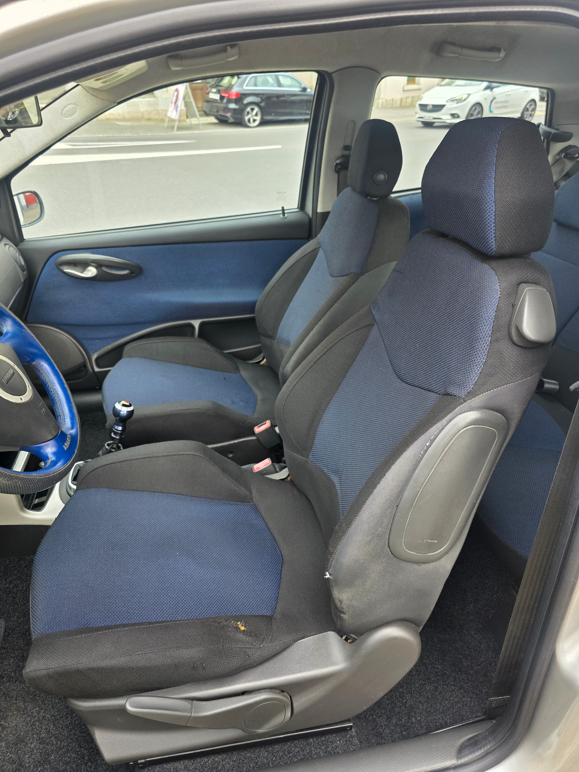 FIAT Punto 1.8 16V Abarth HGT-image-10