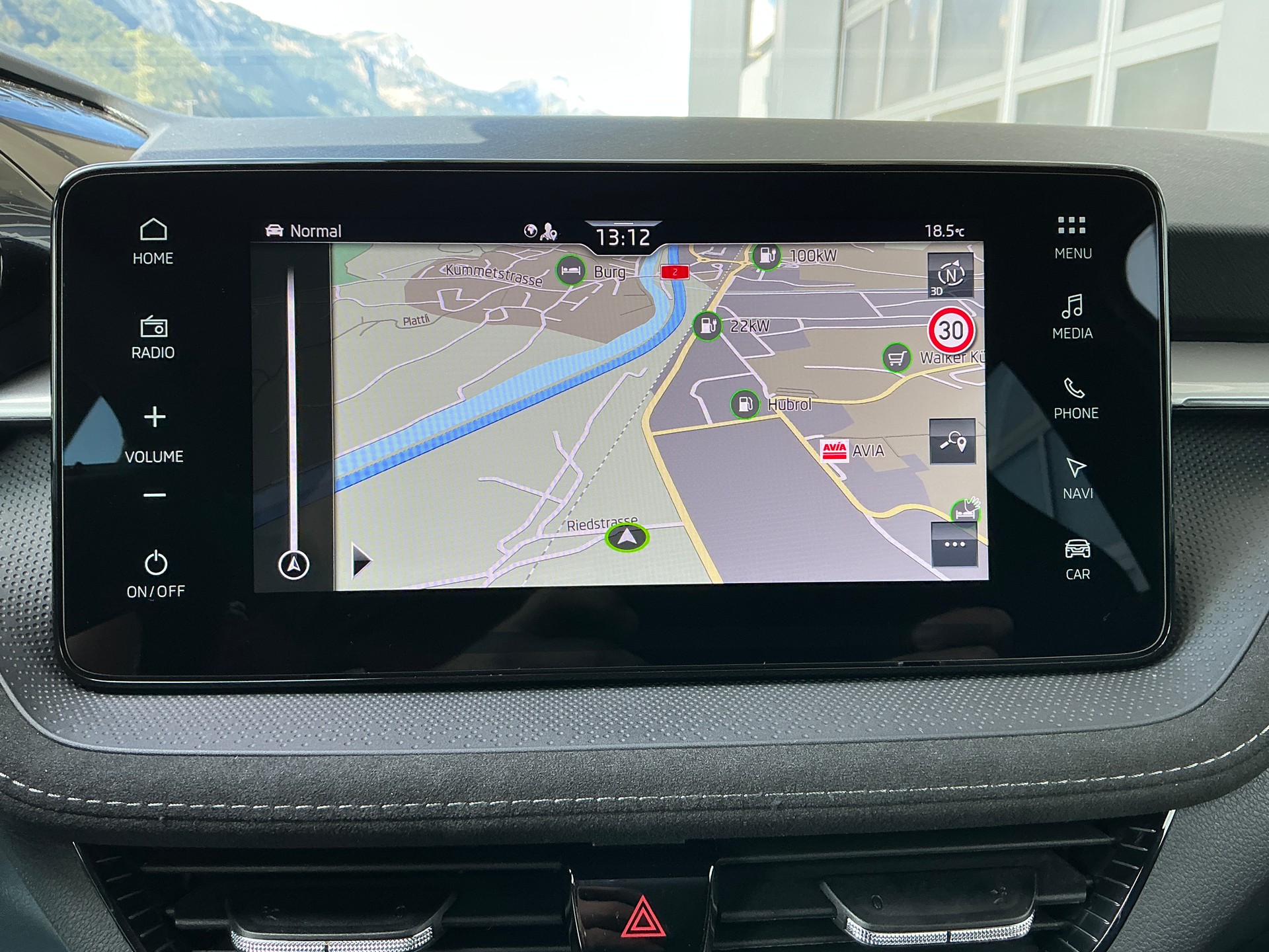 SKODA Fabia 1.0 TSI Dynamic DSG-image-15