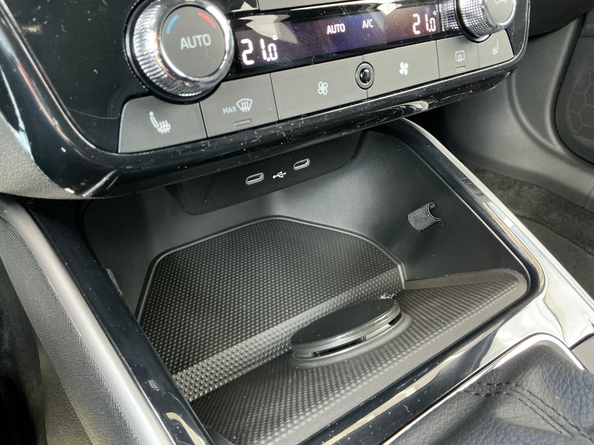 SKODA Fabia 1.0 TSI Dynamic DSG-image-13