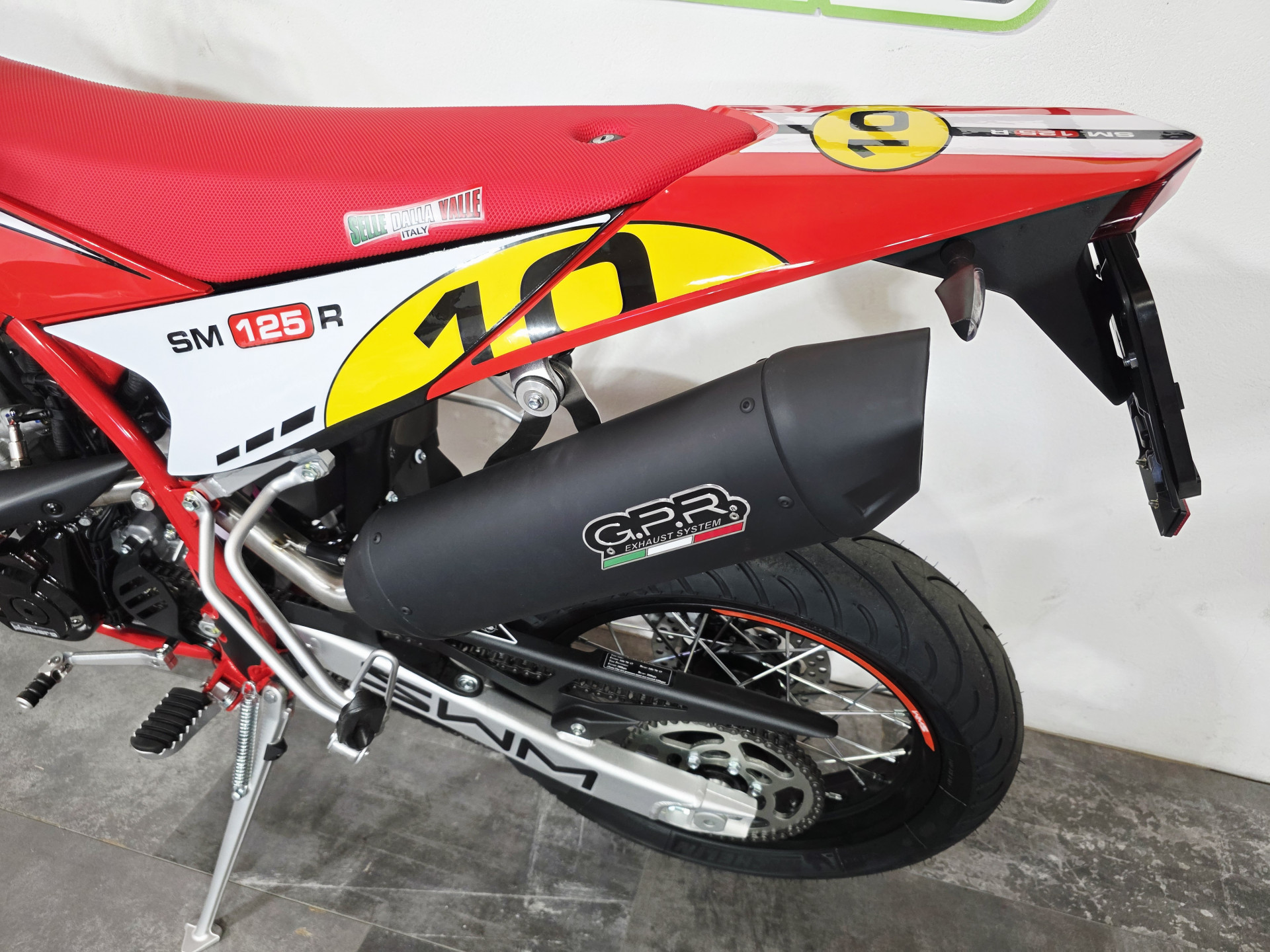 SWM SM 125 R-showroom-element-3