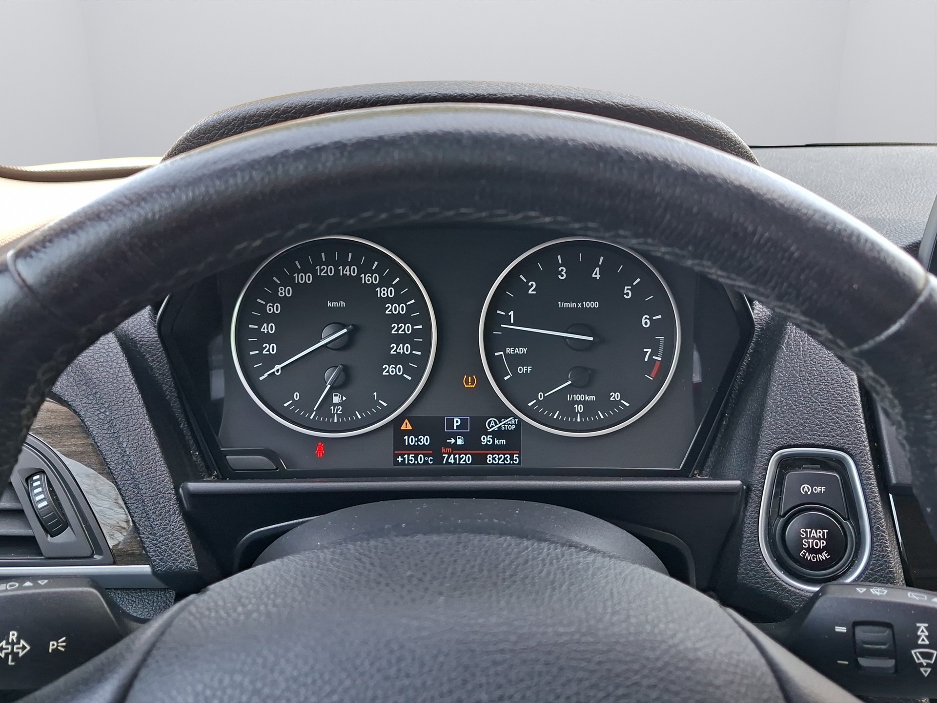 BMW 125i Urban Line Steptronic-image-10