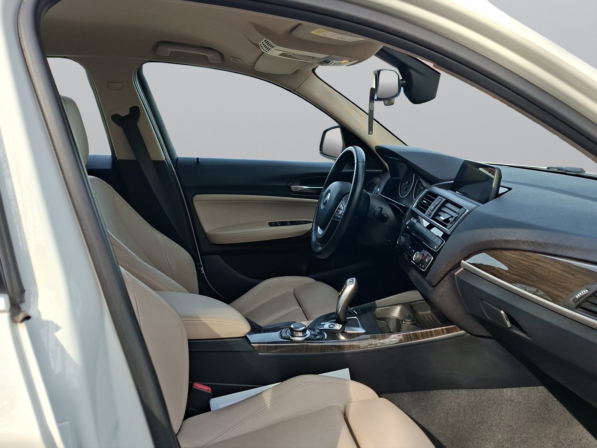 BMW 125i Urban Line Steptronic-image-12