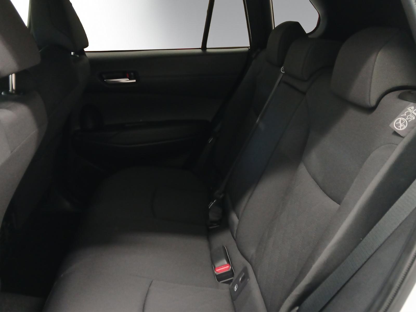 TOYOTA Corolla Cross 2.0 HSD Trend AWD-i-image-9
