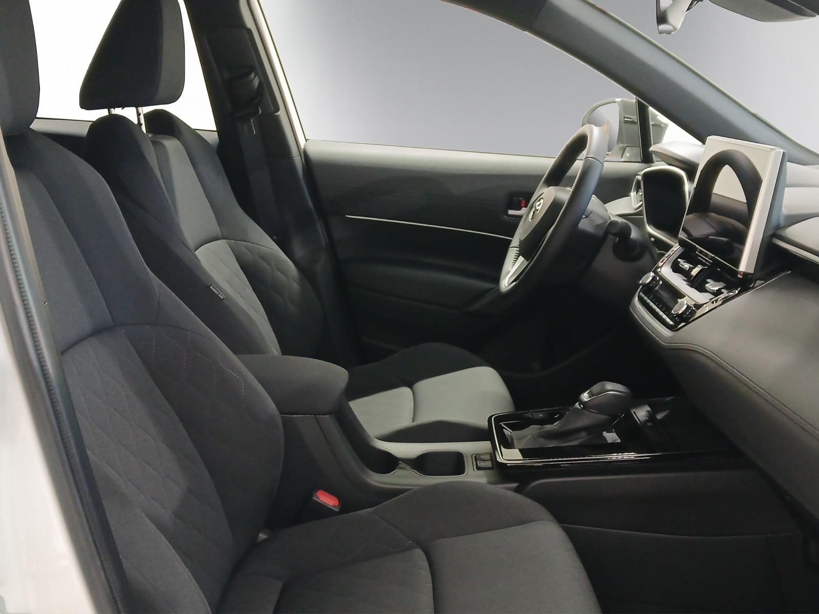 TOYOTA Corolla Cross 2.0 HSD Trend AWD-i-image-7