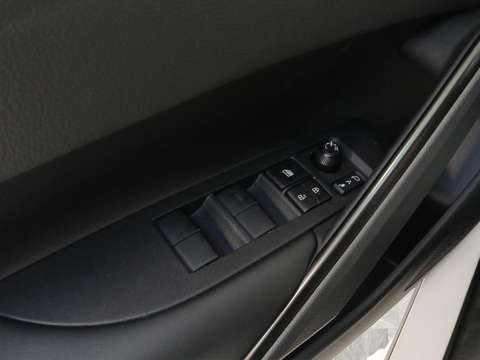 TOYOTA Corolla Cross 2.0 HSD Trend AWD-i-image-11