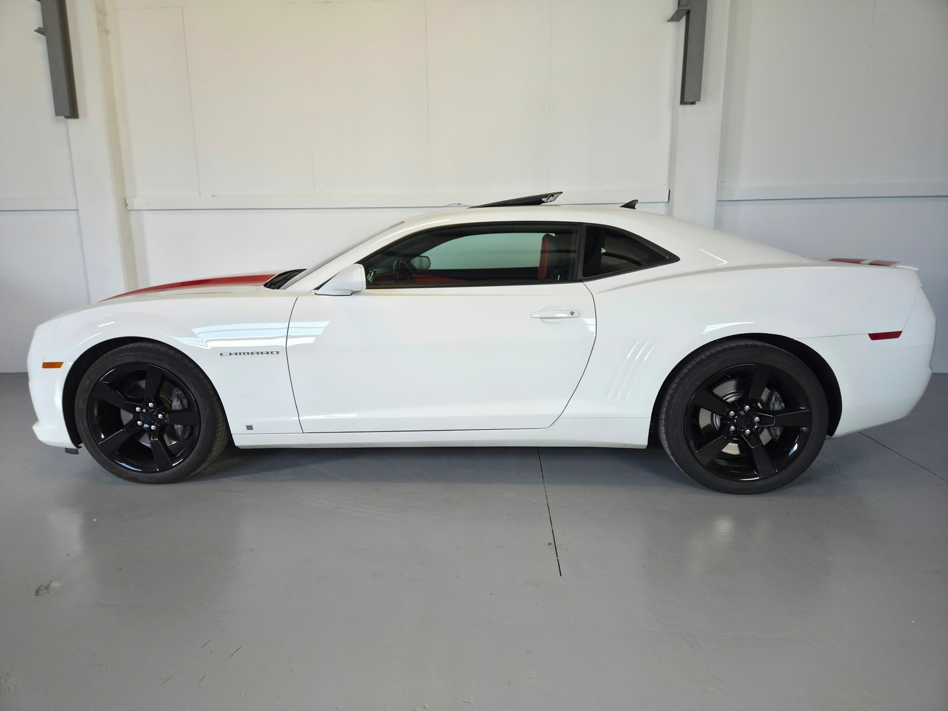 CHEVROLET Camaro SS 6.2*Stock Valais*-image-0