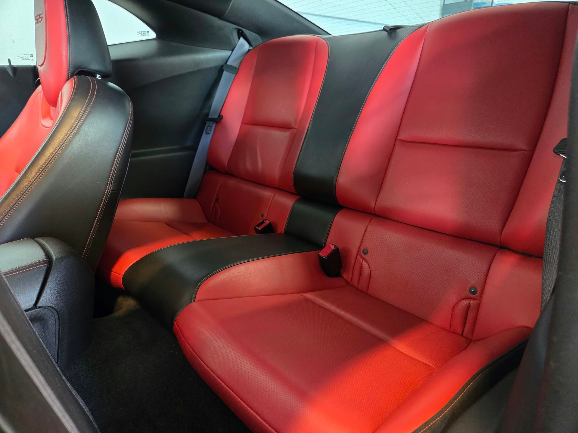 CHEVROLET Camaro SS 6.2*Stock Valais*-image-14