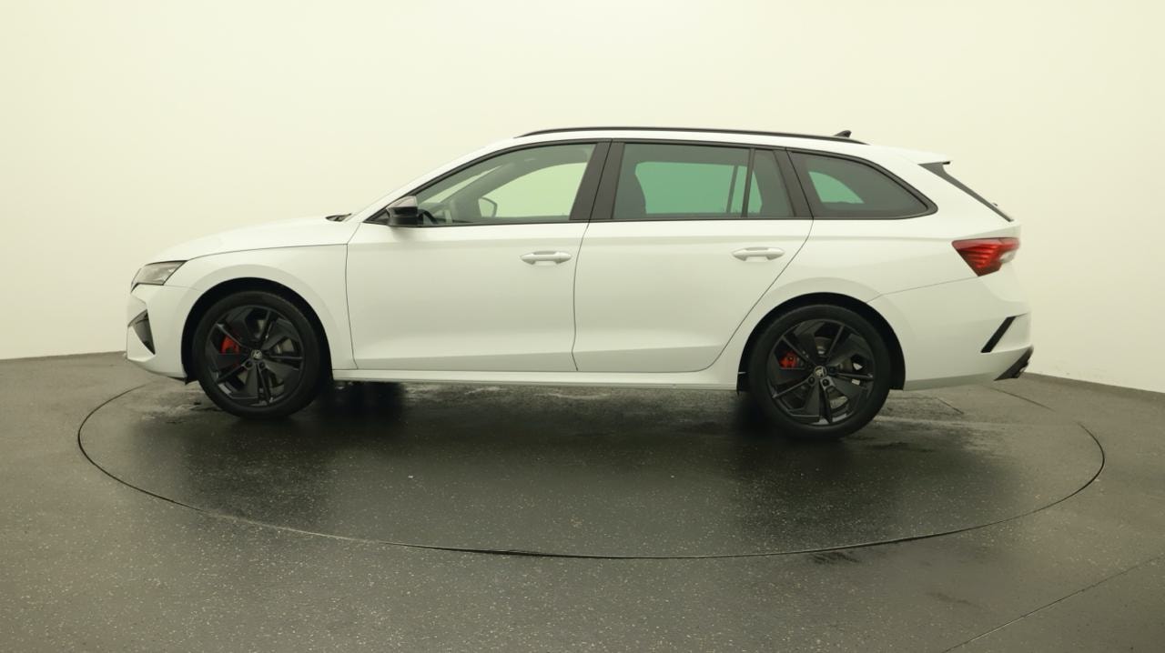 SKODA Octavia Combi 2.0 TSI DSG RS-image-1
