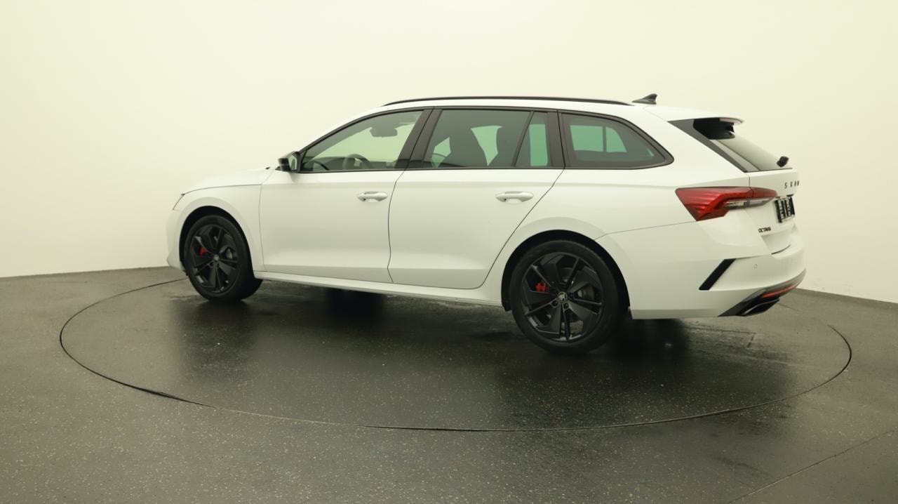 SKODA Octavia Combi 2.0 TSI DSG RS-image-2