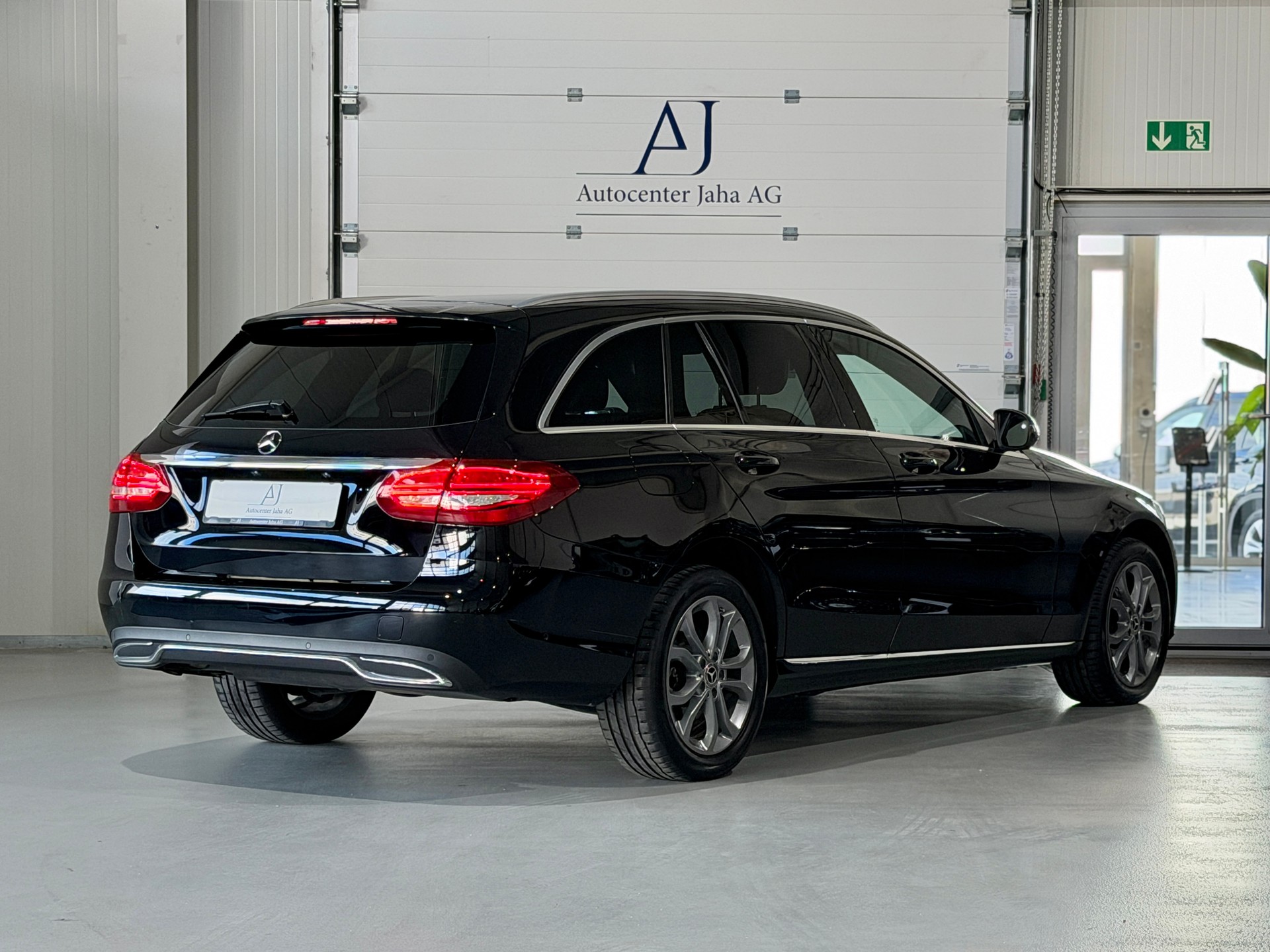MERCEDES-BENZ C 250 d Avantgarde 4Matic 9G-Tronic (CH)-image-6