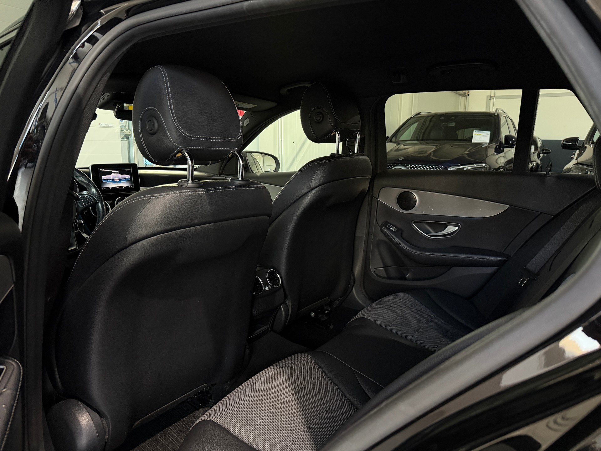 MERCEDES-BENZ C 250 d Avantgarde 4Matic 9G-Tronic (CH)-image-10