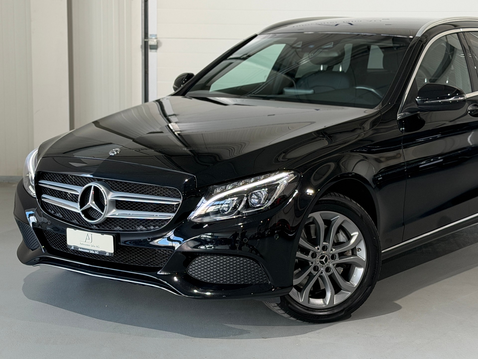 MERCEDES-BENZ C 250 d Avantgarde 4Matic 9G-Tronic (CH)-showroom-element-1