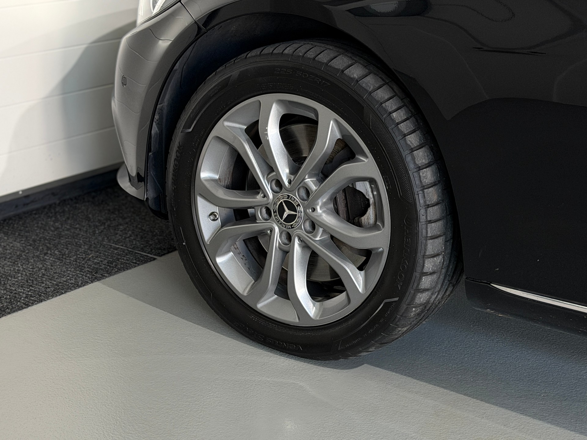 MERCEDES-BENZ C 250 d Avantgarde 4Matic 9G-Tronic (CH)-image-11