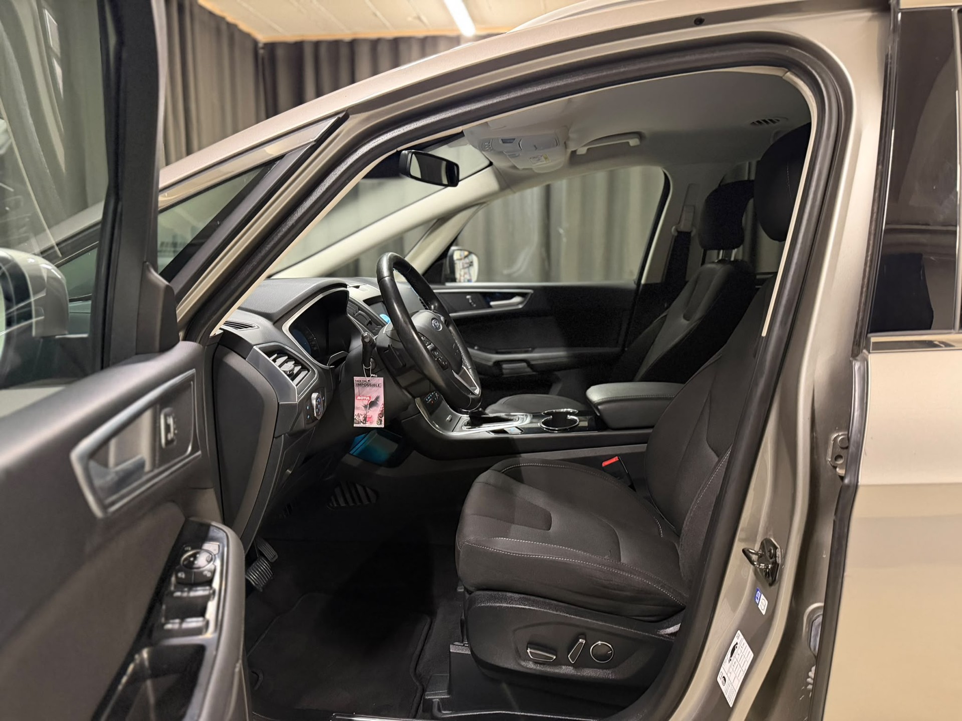 FORD S-Max 2.0 TDCi Titanium AWD PowerShift-image-6