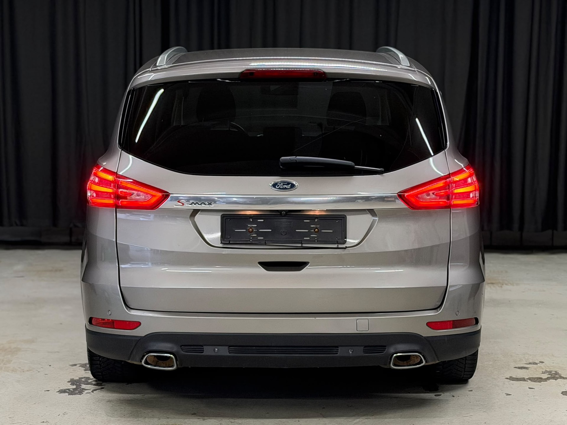 FORD S-Max 2.0 TDCi Titanium AWD PowerShift-image-11