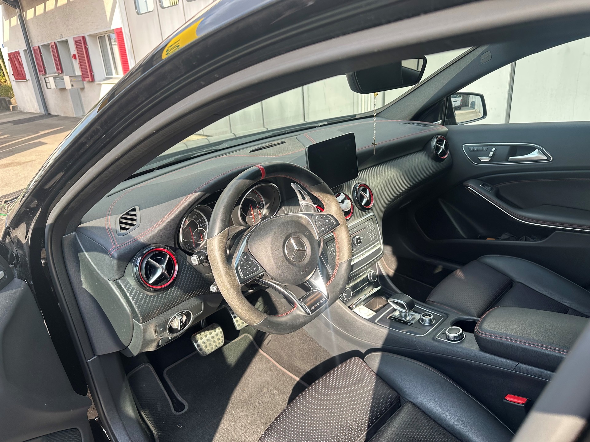 MERCEDES-BENZ A 45 AMG 4m-image-3