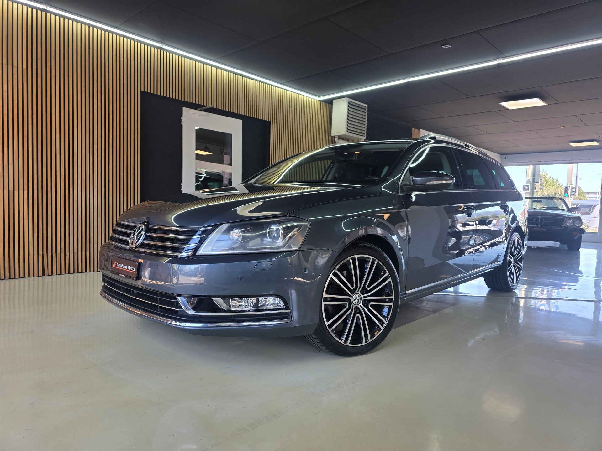 VW Passat Variant 2.0 TDI BMT Highline 4MDSG-image-0