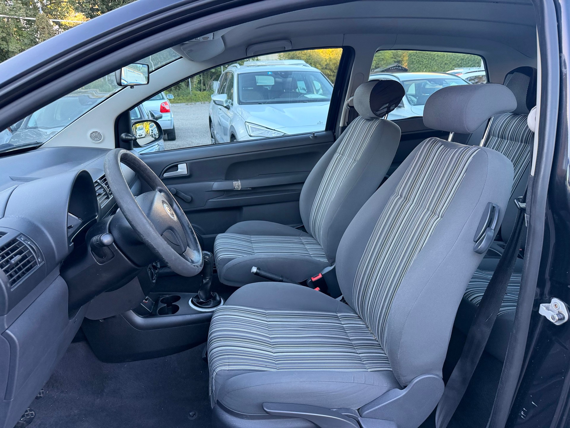 VW Fox 1.2-image-12