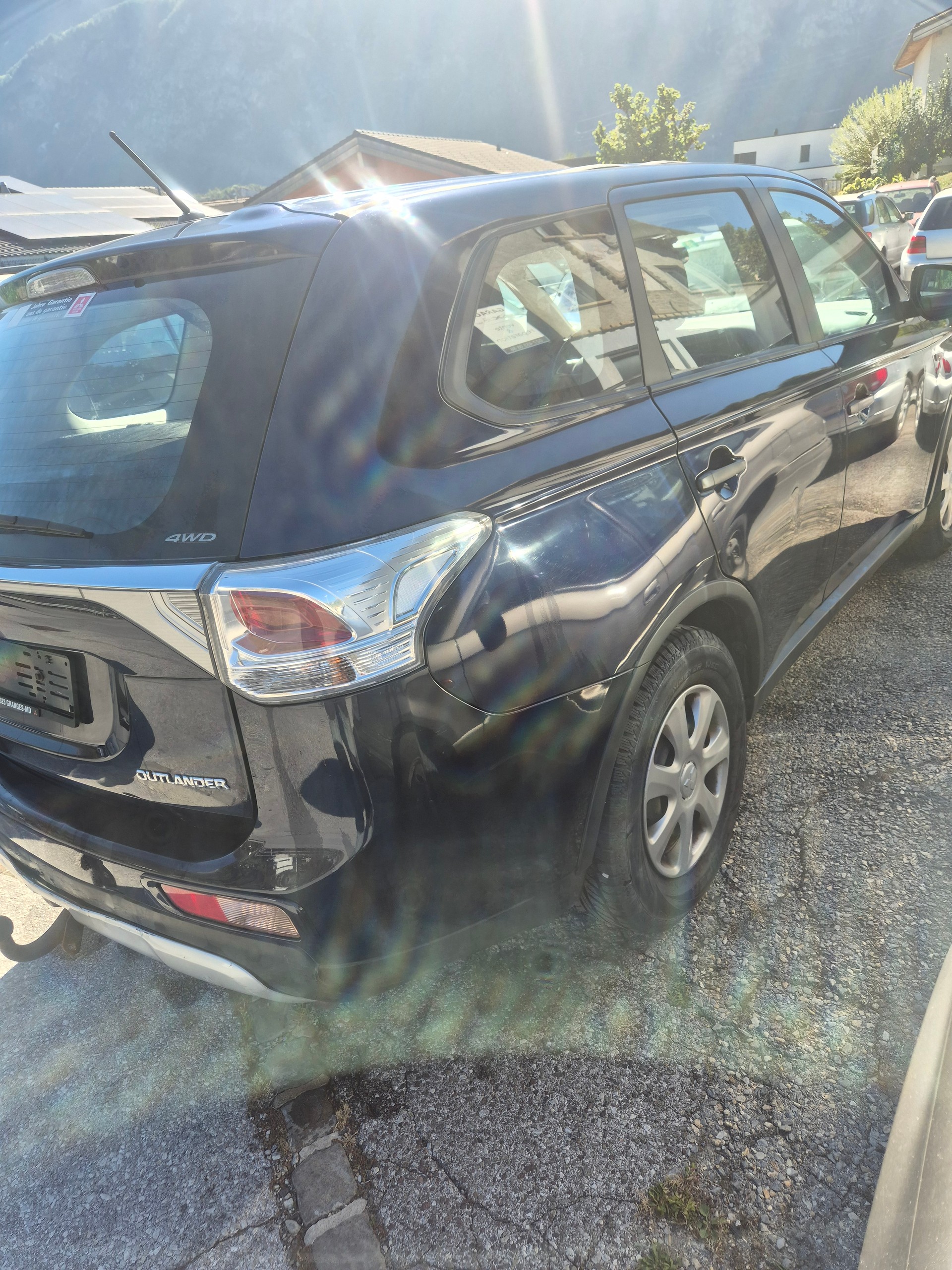 MITSUBISHI Outlander 2.2 DID Intense 4WD-image-5