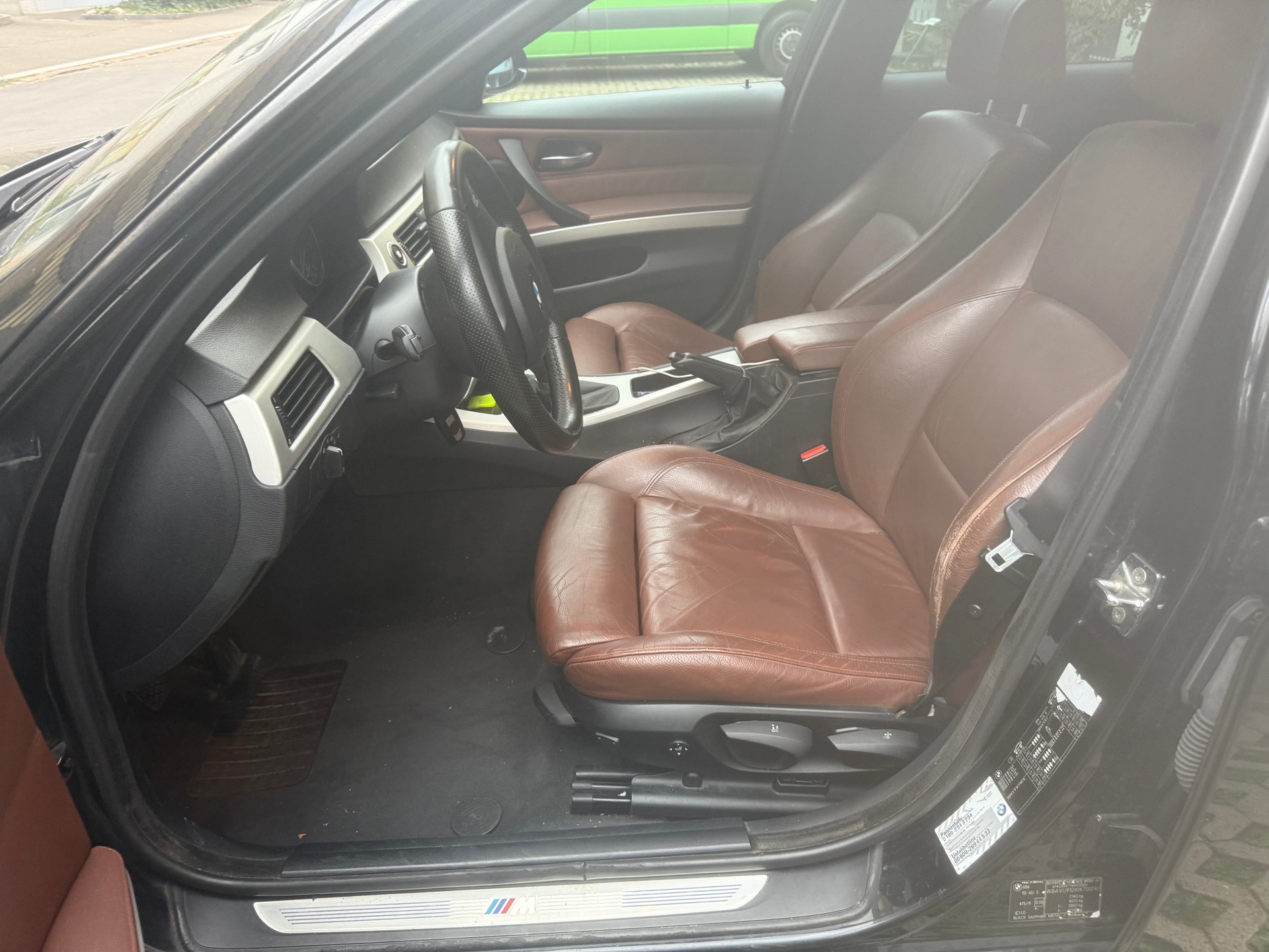 BMW 330d Touring-image-3