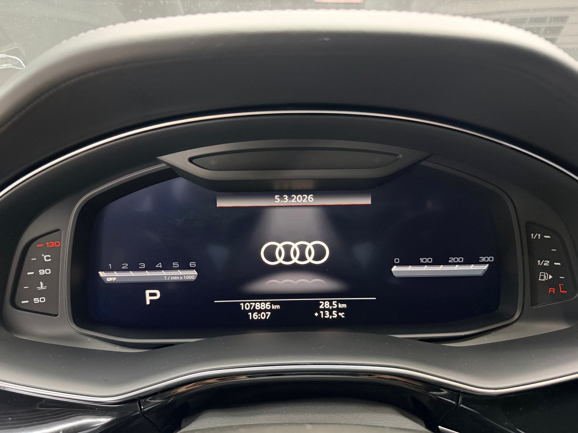 AUDI SQ8 50 TDI quattro tiptronic-image-10