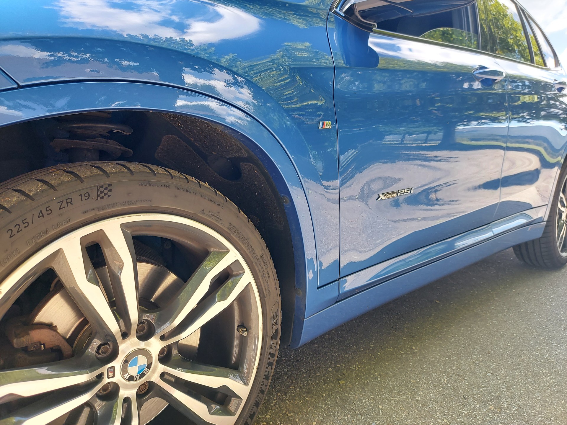 BMW X1 xDrive 25i M Sport Steptronic-image-5