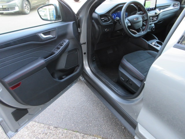 FORD Kuga 2.5 Hybrid ST-Line X 4x4-image-9