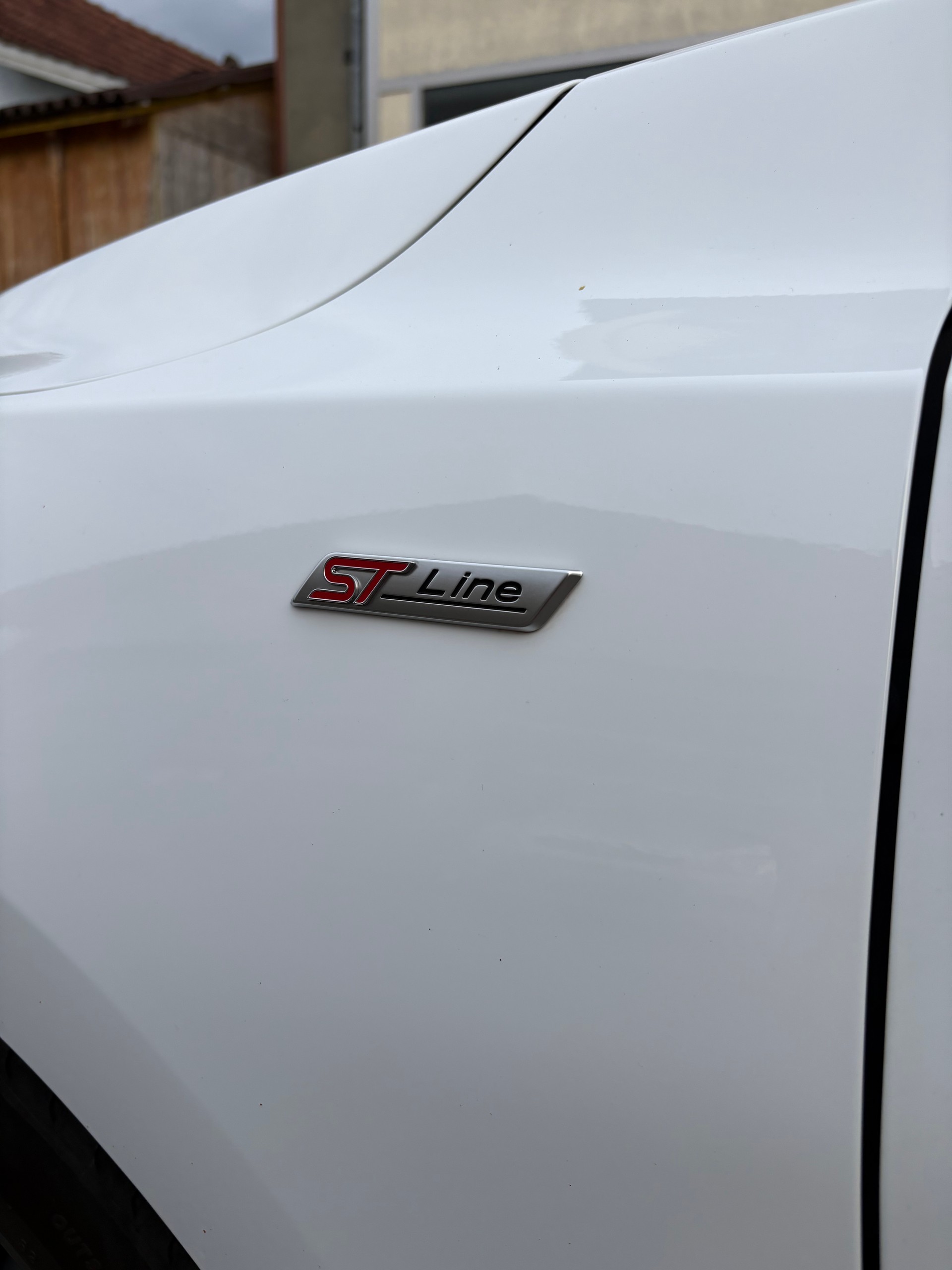 FORD Focus 1.0 SCTi ST Line Automatic-image-5