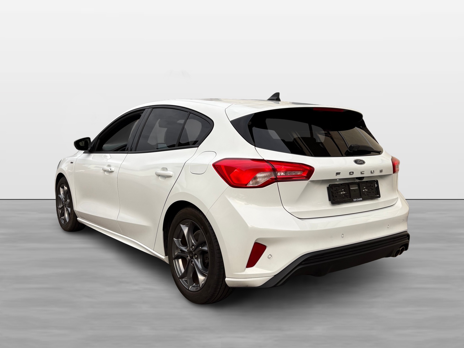 FORD Focus 1.0 SCTi ST Line Automatic-image-3