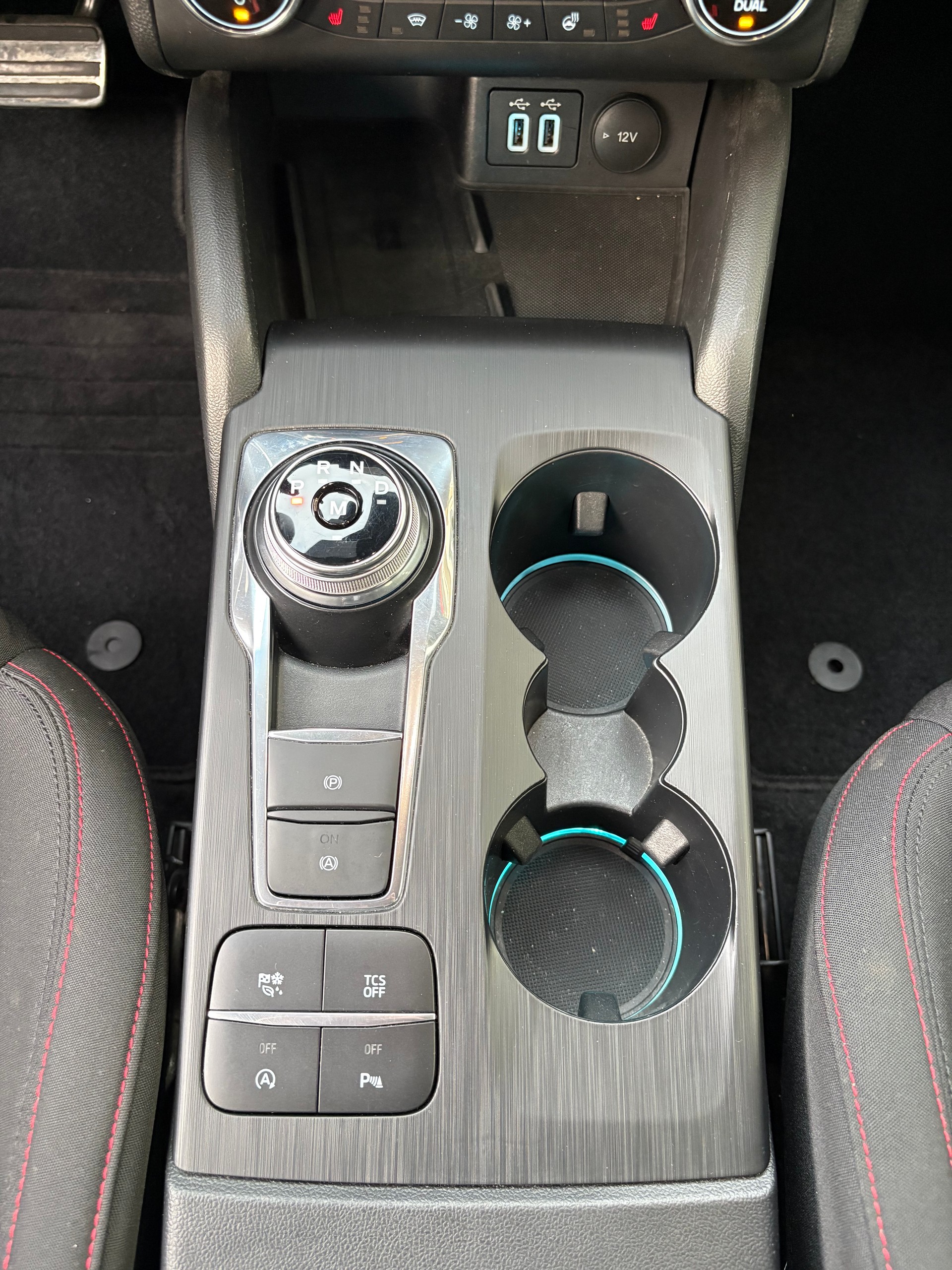 FORD Focus 1.0 SCTi ST Line Automatic-image-10