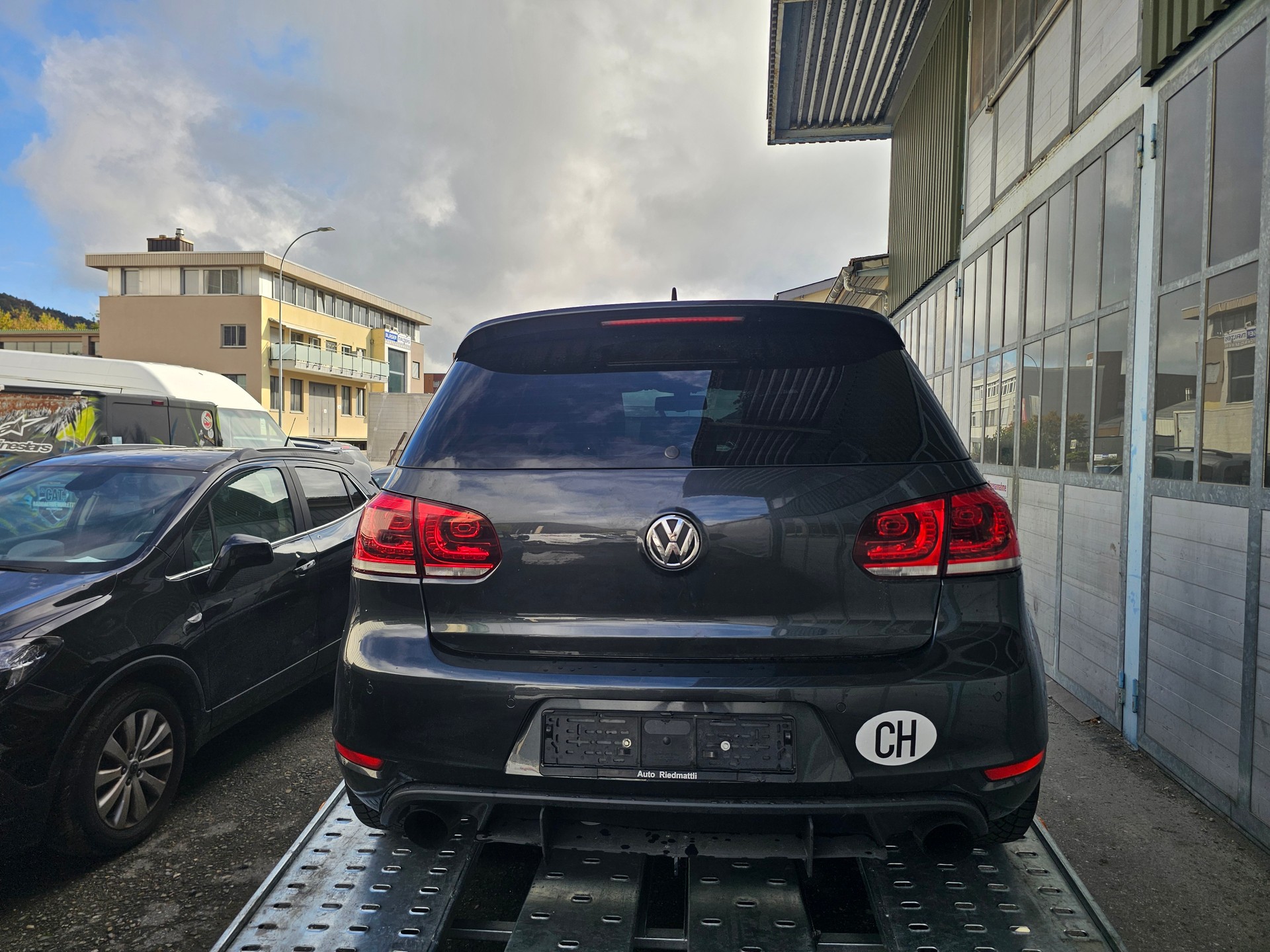 VW Golf 2.0 TSI GTI DSG-image-2