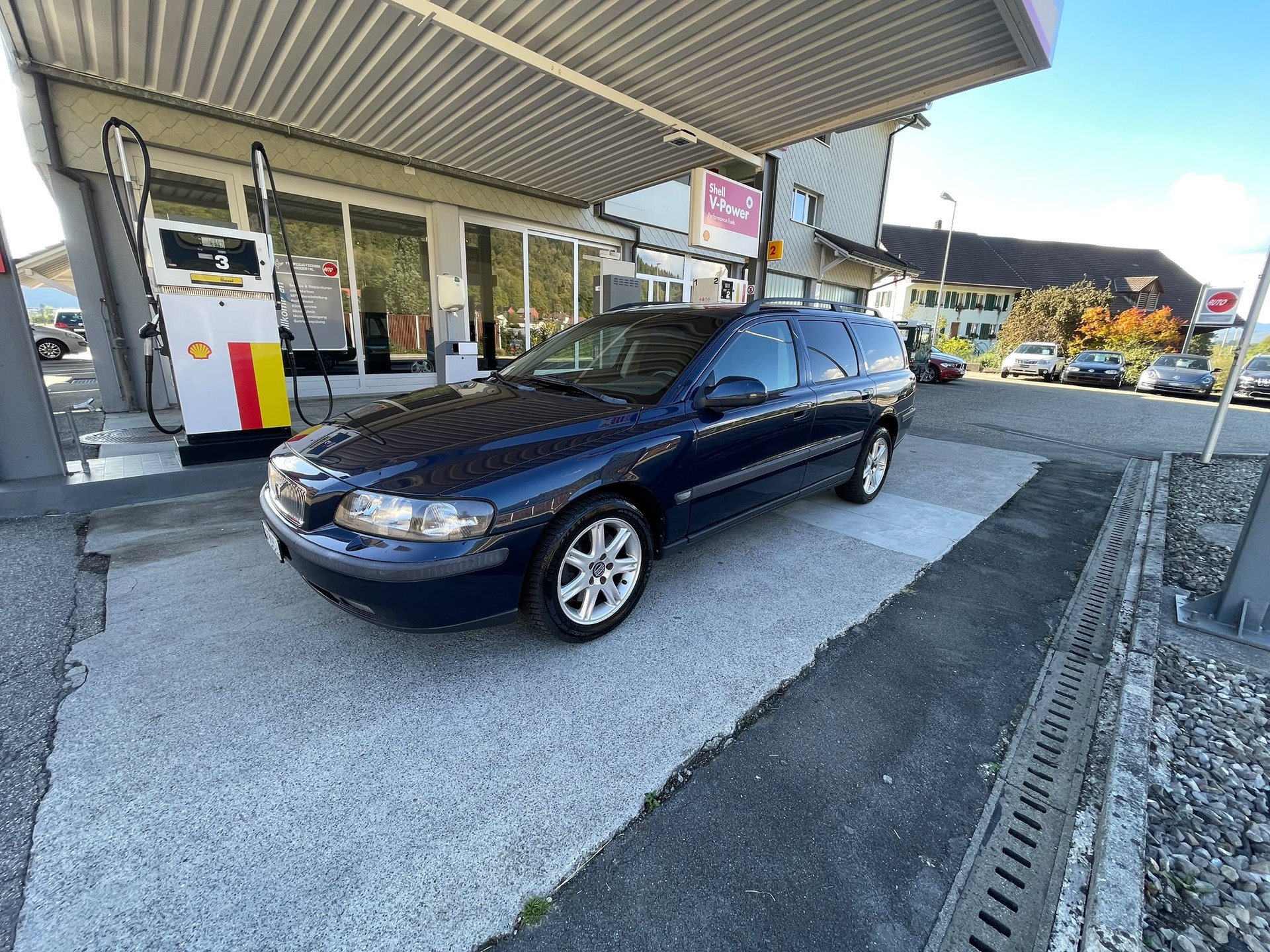 VOLVO V70 2.4-image-4