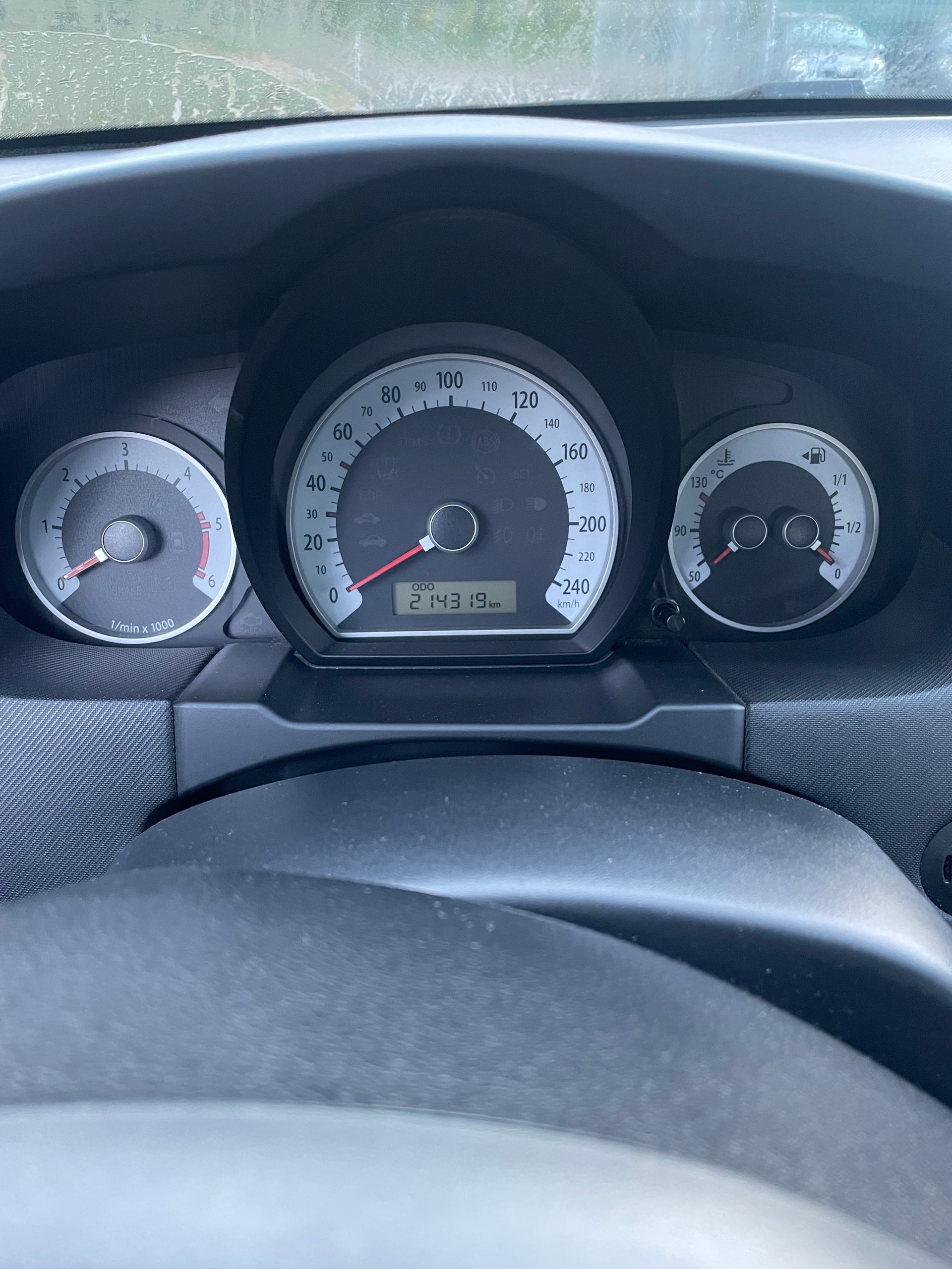 KIA CEED-image-9