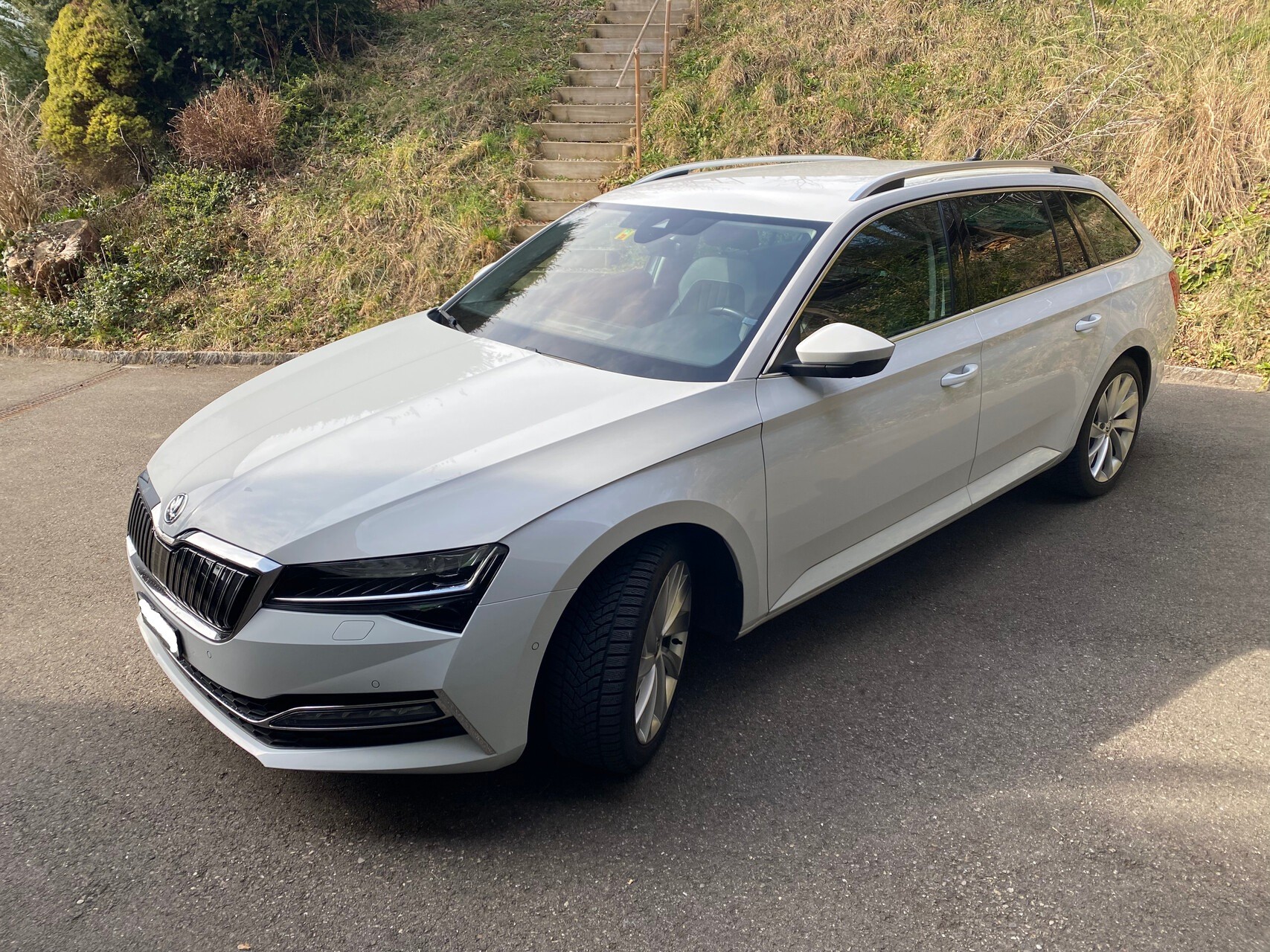 SKODA 1.4 TSI PHEV Style DSG-image-0