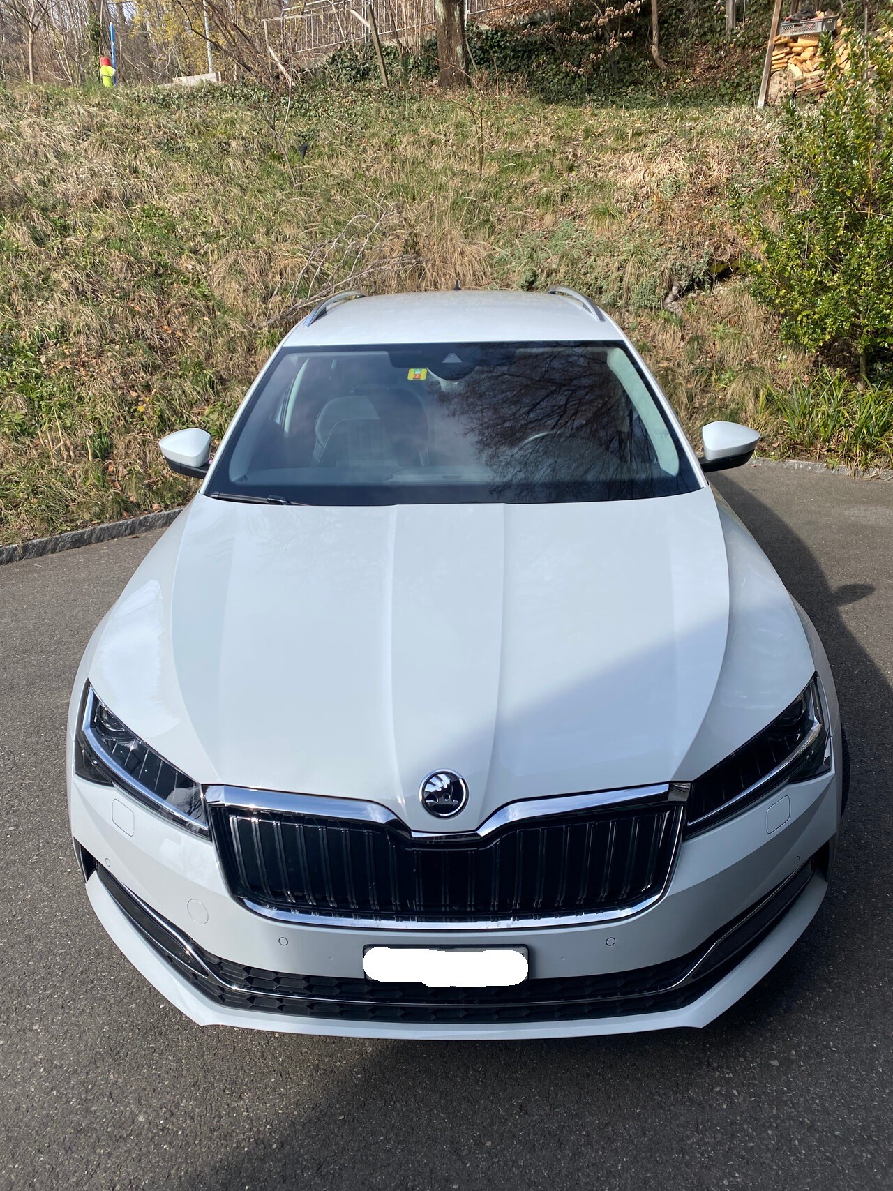 SKODA 1.4 TSI PHEV Style DSG-image-1