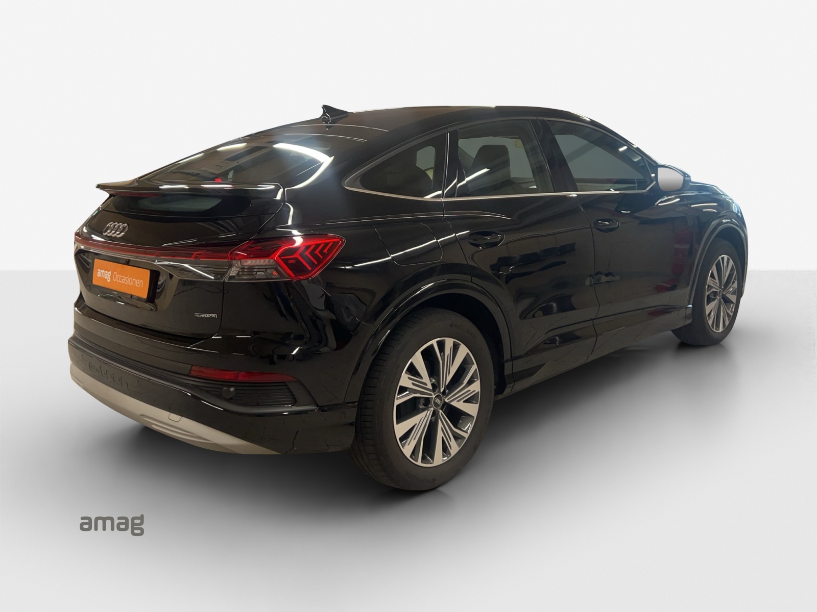 AUDI Q4 Sportback e-tron 50 quattro-image-5