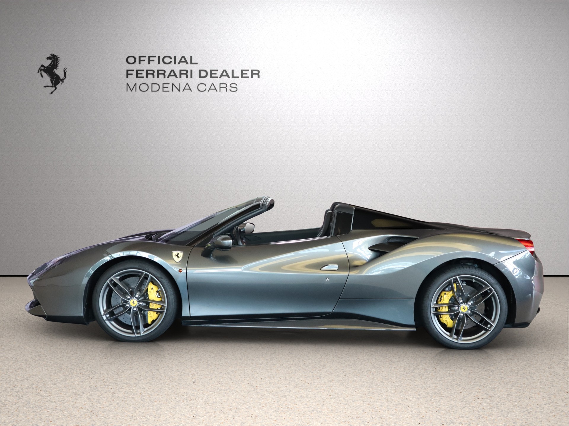 FERRARI 488 Spider 3.9 V8-image-7