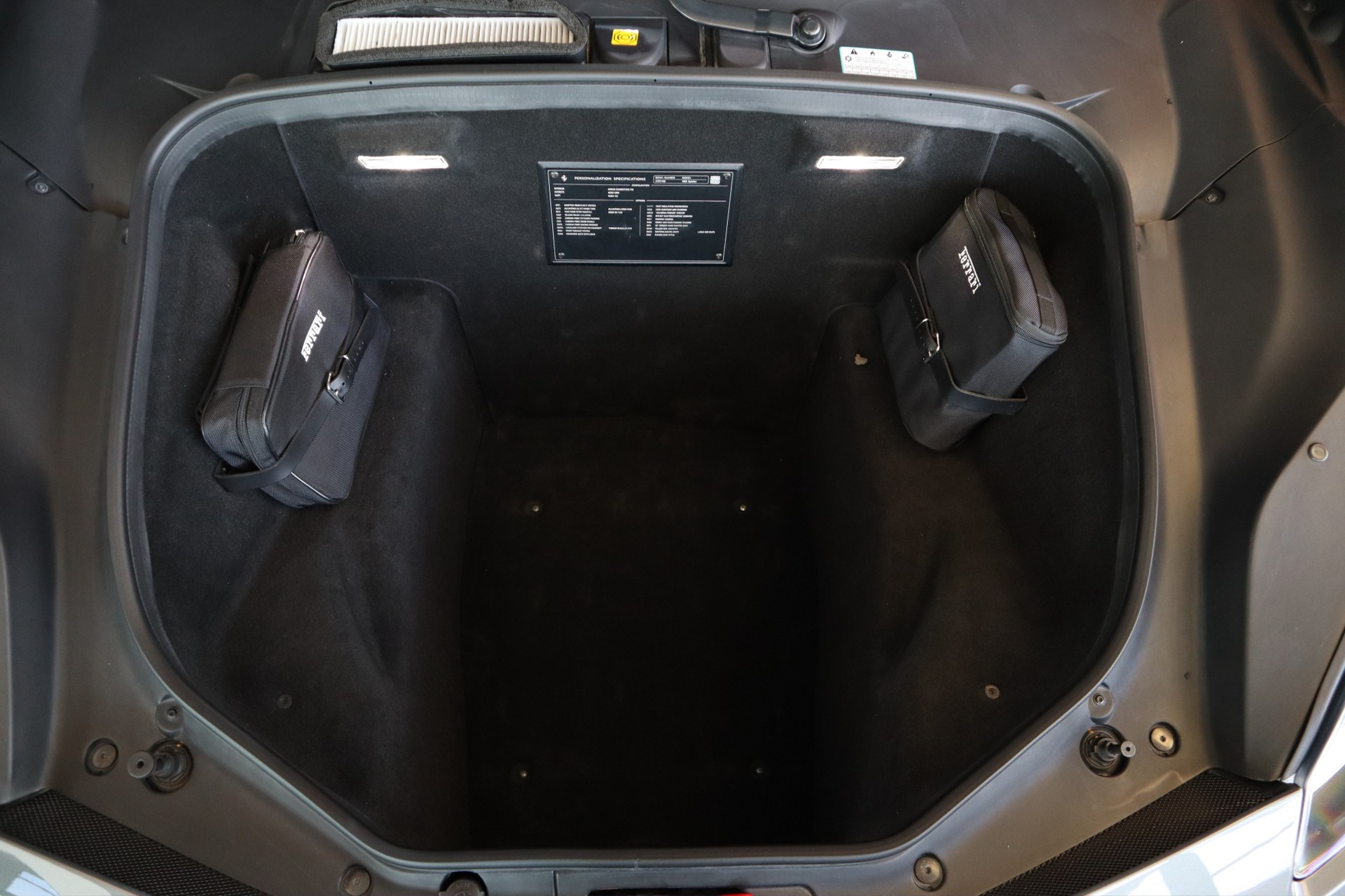 FERRARI 488 Spider 3.9 V8-image-27