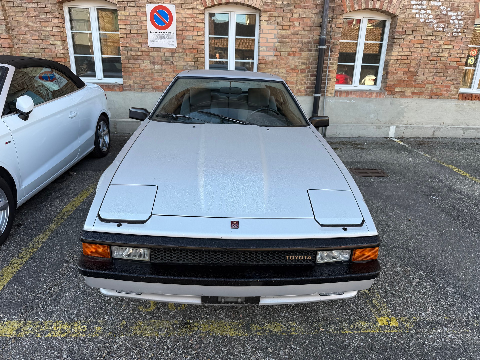 TOYOTA Celica 2800 i Supra-image-2