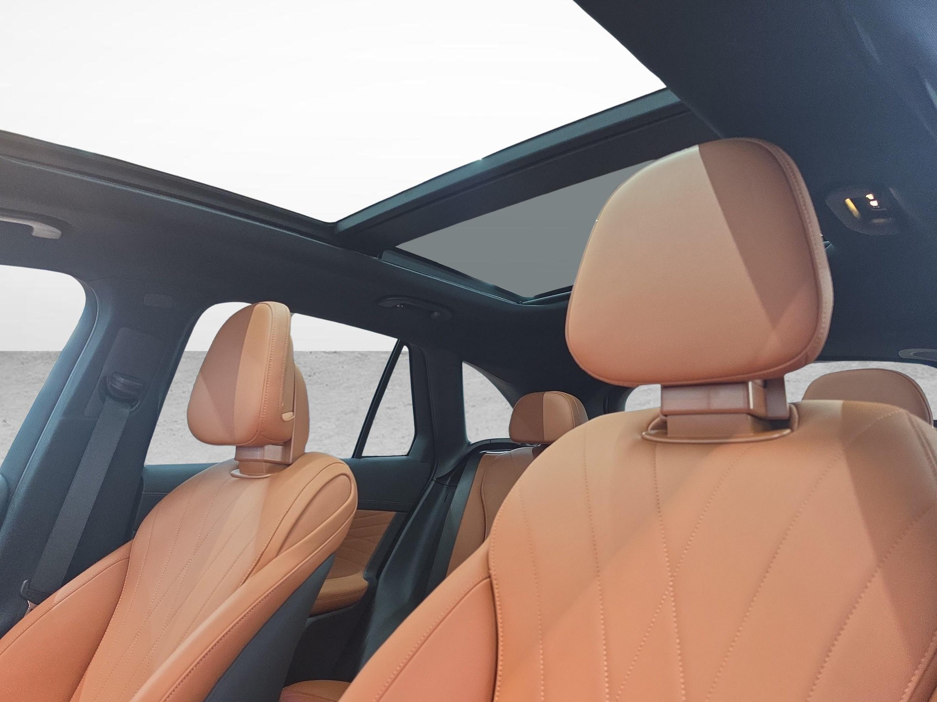 MERCEDES-BENZ AMG GLC 53 4MATIC+-image-15